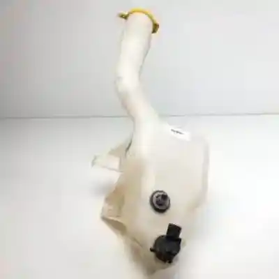 Second-hand car spare part windscreen washer bottle for chrysler 300 c egg oem iam references 04805737aa