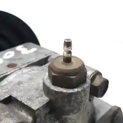 Second-hand car spare part steering pump for mazda premacy (cp) fs7e.fs7g oem iam references cb8032650a  