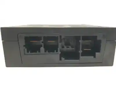 Second-hand car spare part fuse box unit for bmw serie 6 cabrio (e64) n62b44a oem iam references 7510638 13943701 