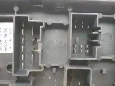 Second-hand car spare part fuse box unit for kia sorento (bl) d4cb oem iam references 911603e040 10020822004 