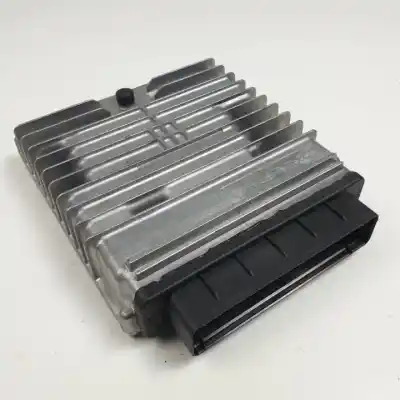 Peça sobressalente para automóvel em segunda mão CENTRALINA DE MOTOR UCE por FORD FOCUS BERLINA (CAK)  Referências OEM IAM 12240250 3M5112A650LB R0411C004L 