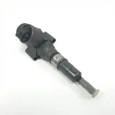Pezzo di ricambio per auto di seconda mano INIETTORE per VOLKSWAGEN GOLF PLUS (5M1) AZV.BKD Riferimenti OEM IAM 03G130073G  
