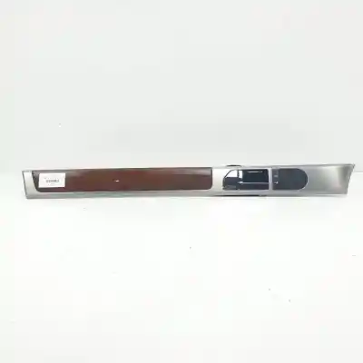 Pièce détachée automobile d'occasion POIGNÉE INTÉRIEURE AVANT DROITE pour VOLKSWAGEN TOUAREG (7L6) CASA.CASB.CASC Références OEM IAM 7L6837113  