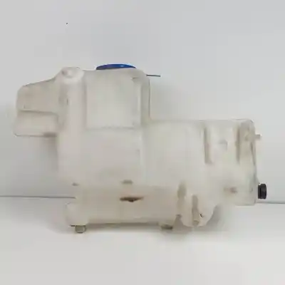 Pièce détachée automobile d'occasion RÉSERVOIR DE LAVE-GLACE pour MERCEDES-BENZ VITO (W638) COMBI 611.980 Références OEM IAM 6388691620  