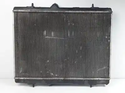Pezzo di ricambio per auto di seconda mano RADIATORE D ACQUA per PEUGEOT 3008 (T84) BH01 Riferimenti OEM IAM P9800482380  