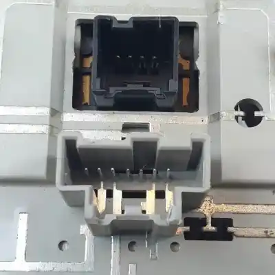 Автозапчастина б/у внутрішне світло для opel antara z32se.10hm посилання на oem iam    Автозапчастина б/у внутрішне світло для opel antara z32se.10hm посилання на oem iam