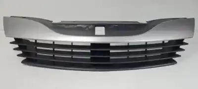 Автозапчастина б/у передня решіта для RENAULT LAGUNA II (BG0) F9Q750 Посилання на OEM IAM 8200390126  
