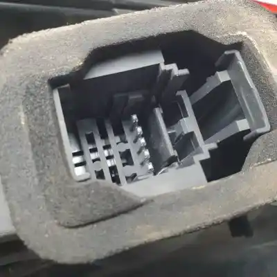 İkinci el araba yedek parçası sag kuyruk lambasi için renault espace iv (jk0) m9r740.m9r750.m9r815 oem iam referansları 8200394724  