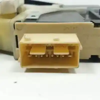 Peça sobressalente para automóvel em segunda mão elevador de vidros dianteira esquerda por citroen c4 coupe 9hx referências oem iam 9681576980  