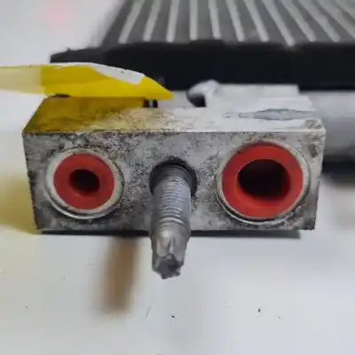 Pezzo di ricambio per auto di seconda mano condensatore / radiatore aria condizionata per opel mokka x d14net riferimenti oem iam 95321793  
