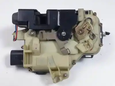 Second-hand car spare part left front door lock for seat leon (1m1) d-asv oem iam references 3b1837015q  