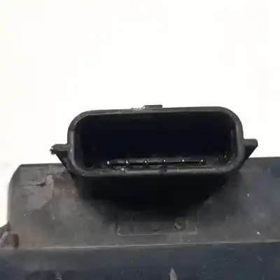 Автозапчасти б/у бабочка коробка за renault clio ii fase ii (b/cb0) g-d4f712 ссылки oem iam 82005687128  