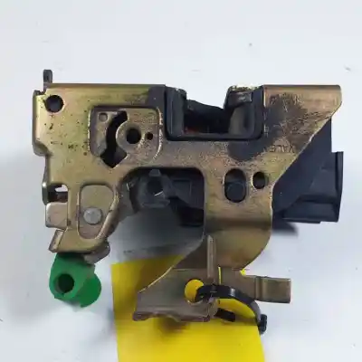 Second-hand car spare part right side door lock for renault kangoo i (f/kc0) f8q630 oem iam references    Second-hand car spare part right side door lock for renault kangoo i (f/kc0) f8q630 oem iam references