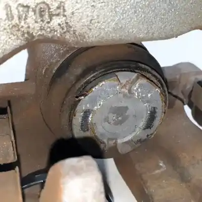 Peça sobressalente para automóvel em segunda mão pinça de travão traseira esquerda por citroen c3 hn05 referências oem iam 32053754  