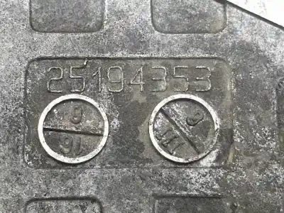 Peça sobressalente para automóvel em segunda mão bomba de óleo por opel meriva b a14net referências oem iam 25194353  