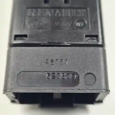 Second-hand car spare part hazard warning lights for renault kangoo i (f/kc0) k9k702 oem iam references 523539   Second-hand car spare part hazard warning lights for renault kangoo i (f/kc0) k9k702 oem iam references 523539