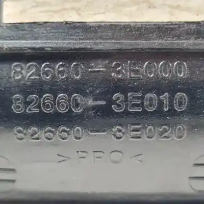 Second-hand car spare part exterior right front door handle for kia sorento (bl) d4cb oem iam references 826603e000  