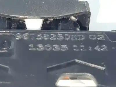 Автозапчасти б/у выключатель переднего правого окна за peugeot 208 9h05 ссылки oem iam 96758250zd   Автозапчасти б/у выключатель переднего правого окна за peugeot 208 9h05 ссылки oem iam 96758250zd