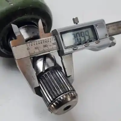 Second-hand car spare part front left transmission for kia sorento (bl) d4cb oem iam references   