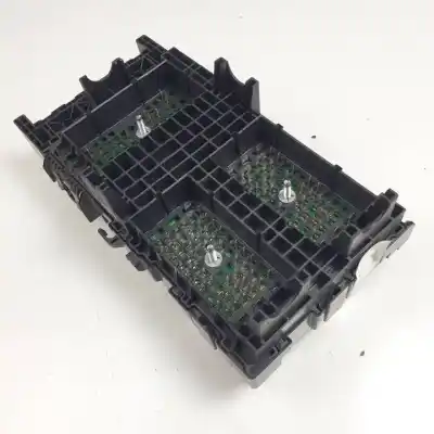 Second-hand car spare part fuse box unit for jeep cherokee (kl) ebt.yrh oem iam references 68235117ac  