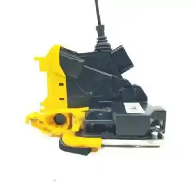 Second-hand car spare part front right door lock for kia cee´d (jd) d4fc oem iam references 814320a2010  