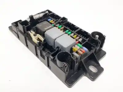 Pièce détachée automobile d'occasion Boîtes à Fusibles pour LAND ROVER RANGE ROVER EVOQUE 204DTD Références OEM IAM K8D214N030AC  K8D214K016CB
