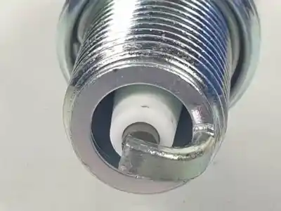 Автозапчастина б/у свічка розжарювання для renault clio ii fase i (b/cbo) k4j712 посилання на oem iam bkr5ez  