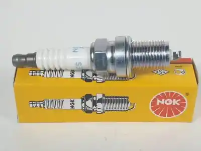 Pezzo di ricambio per auto di seconda mano Candeletta Di Preriscaldamento per RENAULT MEGANE I SCENIC (JA0) K7M702.K7M703.K7M.K4M700 Riferimenti OEM IAM BCPR5ES  6130