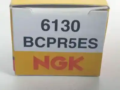 Pezzo di ricambio per auto di seconda mano candeletta di preriscaldamento per renault megane i scenic (ja0) k7m702.k7m703.k7m.k4m700 riferimenti oem iam bcpr5es  6130