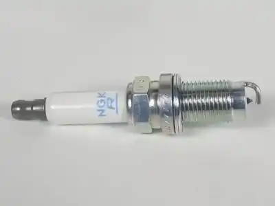 Pezzo di ricambio per auto di seconda mano candeletta di preriscaldamento per audi a1 (8x) cax riferimenti oem iam pzfr6r  5758