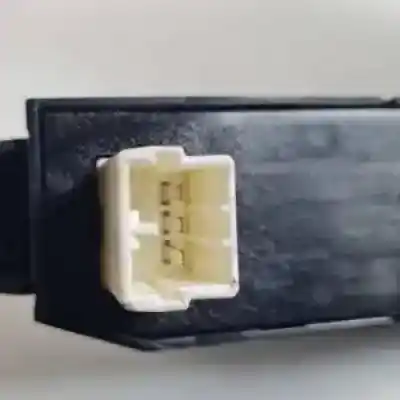 Second-hand car spare part hazard warning lights for kia cee´d (ed) d4fb oem iam references 937001h000 202006302 