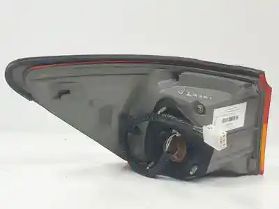 Автозапчастина б/у правий ліхтар для lexus is200 (ds2/is2) 2adfhv посилання на oem iam   