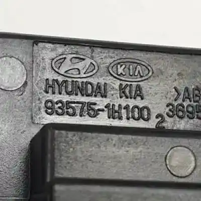 Peça sobressalente para automóvel em segunda mão botão / interruptor elevador vidro traseiro esquerdo por kia cee´d (ed) d4fb referências oem iam 935751h100  