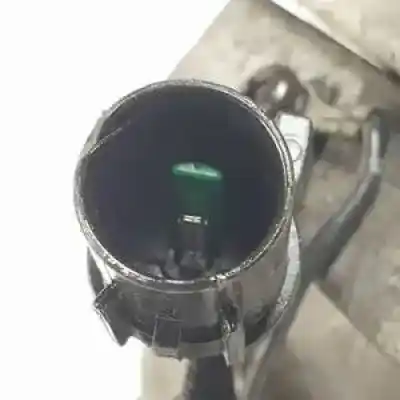 Second-hand car spare part air conditioning compressor for ssangyong rodius d/d27dt oem iam references 180500390a  