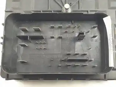 İkinci el araba yedek parçası röle/sigorta kutusu için volkswagen jetta (1k2) bkc oem iam referansları 1k0937125 017181281 