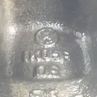 Second-hand car spare part front left knuckle for volkswagen jetta (1k2) bkc oem iam references 1k05p  