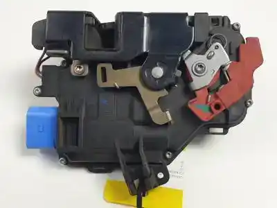 Автозапчастина б/у замок передніх дверей лівий для volkswagen jetta (1k2) bkc посилання на oem iam 3d1837015  