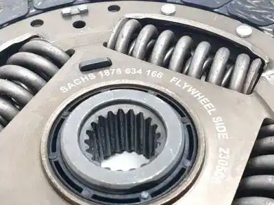 Pezzo di ricambio per auto di seconda mano kit frizione per kia cee´d (jd) d4fc riferimenti oem iam 3082634066 1878634166 