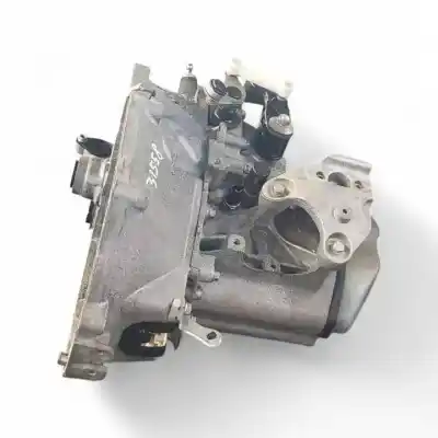 Second-hand car spare part gearbox for peugeot 208 hm01.hmz oem iam references 20a701  