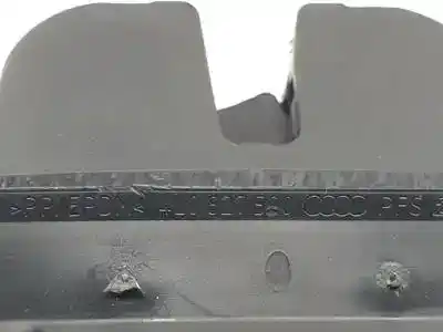 Pièce détachée automobile d'occasion coffre / serrure de porte pour audi q7 (4l) bug références oem iam 8p4827505c  