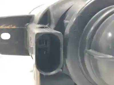 Автозапчастина б/у правий протитуман для seat toledo ii (1m2) 1.9 tdi посилання на oem iam 1m0941700b halogeno 67742840 