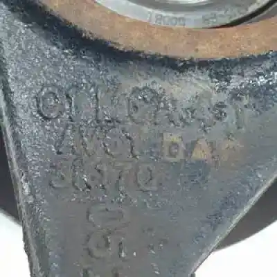 Pezzo di ricambio per auto di seconda mano attacco anteriore destro per ford focus lim. (cb8) pnda riferimenti oem iam av613k170  