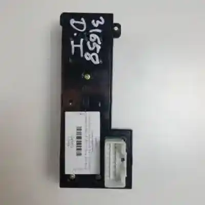 Peça sobressalente para automóvel em segunda mão botão / interruptor elevador vidro dianteiro esquerdo por hyundai i30 (fd) d4fb referências oem iam 935702l010  