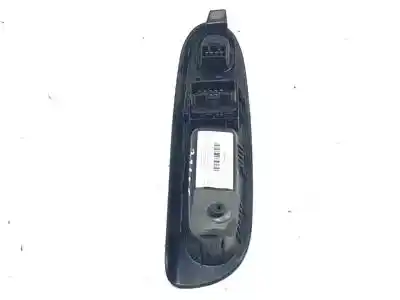 Peça sobressalente para automóvel em segunda mão botão / interruptor elevador vidro dianteiro esquerdo por renault clio ii fase ii (b/cb0) d7f726.d7fg7 referências oem iam 8200084008 8200084003 