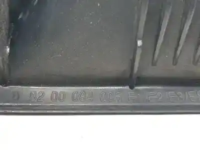 Автозапчастина б/у передній правий віконний вимикач для renault clio ii fase ii (b/cb0) d7f726.d7fg7 посилання на oem iam 8200084005e1  