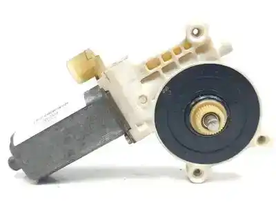 Pièce détachée automobile d'occasion Moteur Lève Vitre Avant Droit pour RENAULT CLIO II FASE II (B/CB0) D7F726.D7FG7 Références OEM IAM 106212XXX 0130822019 