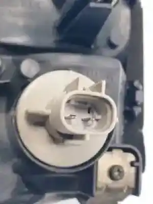 Second-hand car spare part front right headlight for mitsubishi montero (v20/v40) d/4d56 oem iam references 21037746  