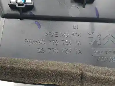 Автозапчасти б/у аэрационная решетка за citroen c4 grand picasso ii hn02eb2dts.hn02 ссылки oem iam 967797677a 967797647a 