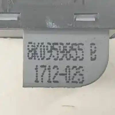 Peça sobressalente para automóvel em segunda mão botão / interruptor elevador vidro traseiro direito por audi a4 berlina (b8) cjca referências oem iam 8k0959855b  