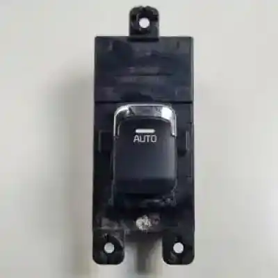 Peça sobressalente para automóvel em segunda mão Botão / Interruptor Elevador Vidro Traseiro Direito por KIA CEE´D (JD) G3LC Referências OEM IAM 93580A2100 4C25101000 